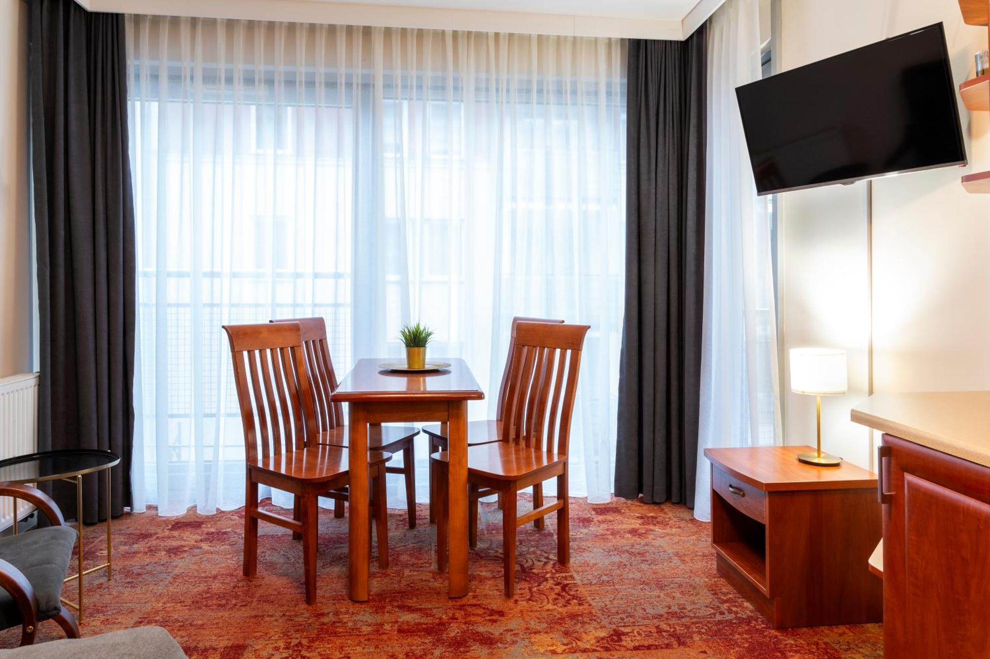 Anker Apartment Колобжег Екстериор снимка